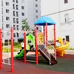 Cozy 2Br Bassura Apartment Near Mall Bassura City By Travelio