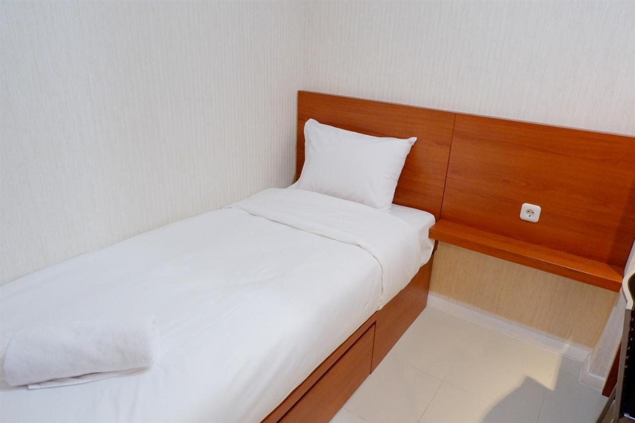 Cozy 2br Bassura Near Mall Bassura By Travelio Apartment