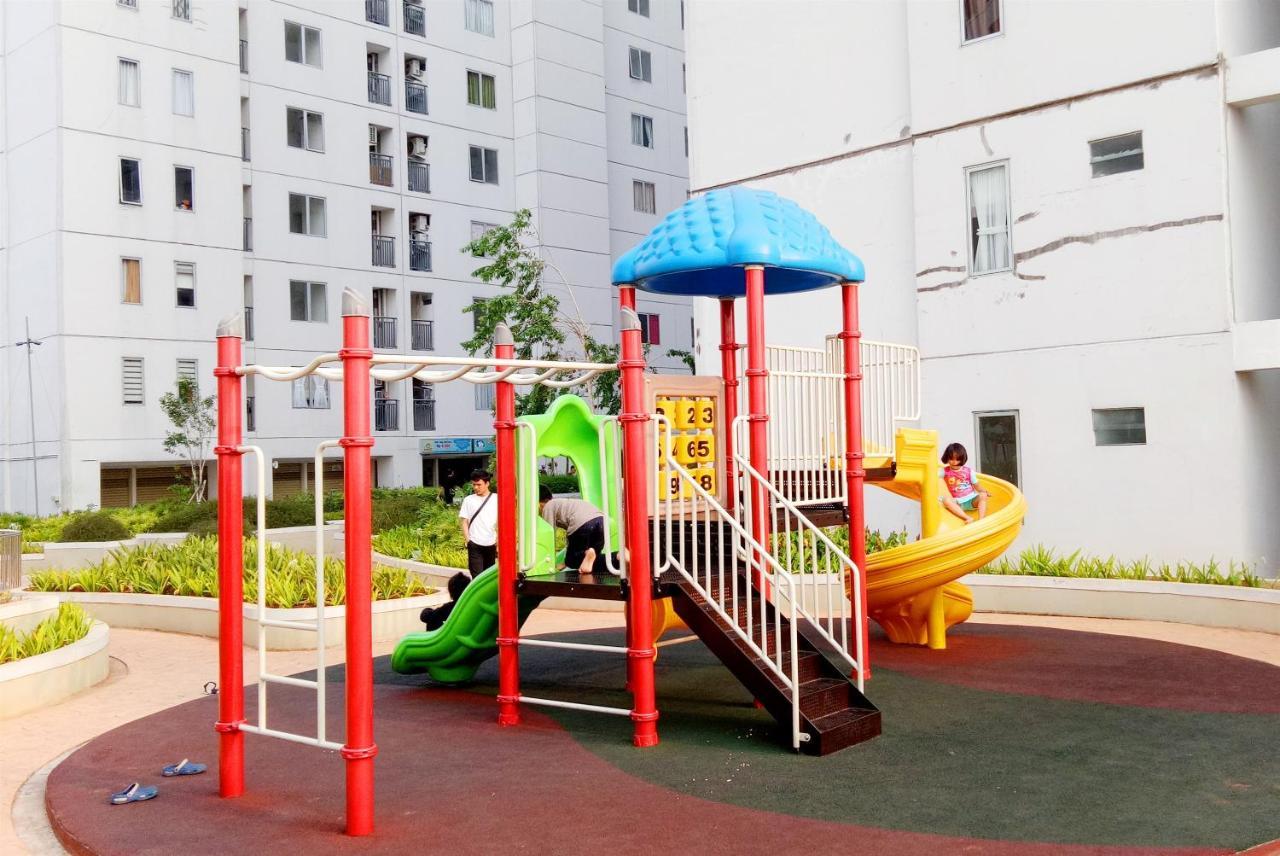 Cozy 2br Bassura Near Mall Bassura By Travelio Apartment